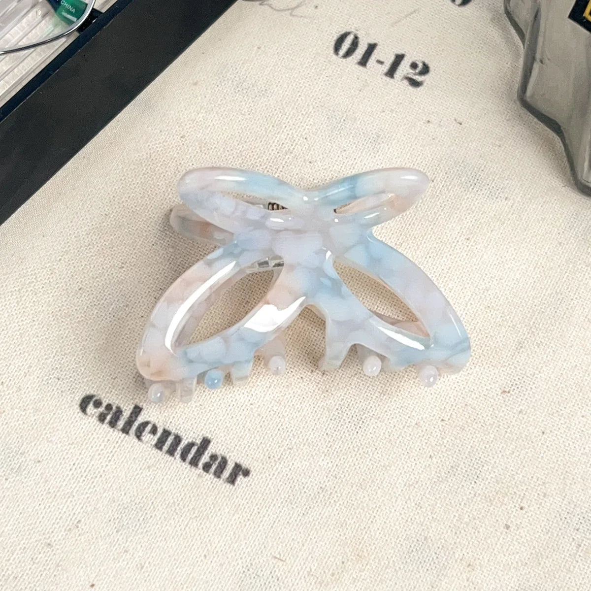 Small Butterfly Beautiful Hollow Butterfly Knot Hair Clip At The Nape of The Head Hair Clip Shark Clip Hair Accessory for Women