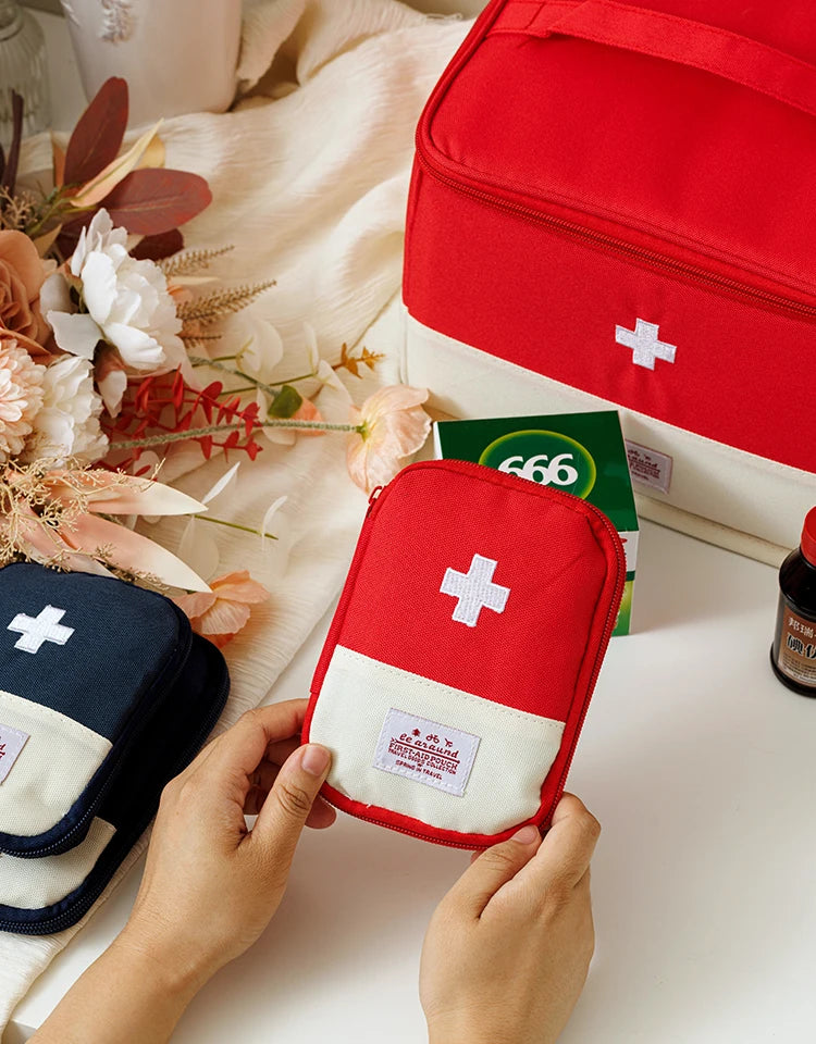 Travel Medicine Bag Pill Storage Pouch Outdoor Essentials Emergency Survival Bag Mini First-aid Kit Portable Home Storage Bag
