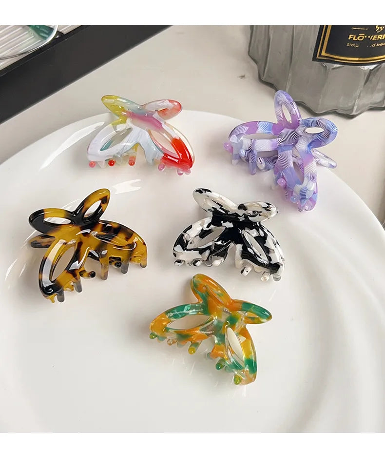 Small Butterfly Beautiful Hollow Butterfly Knot Hair Clip At The Nape of The Head Hair Clip Shark Clip Hair Accessory for Women