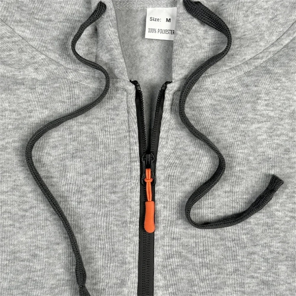 A stylish, casual and fitness two-piece set for men's autumn and winter 2025: zipper hoodie, long-sleeved pullovers and jogging