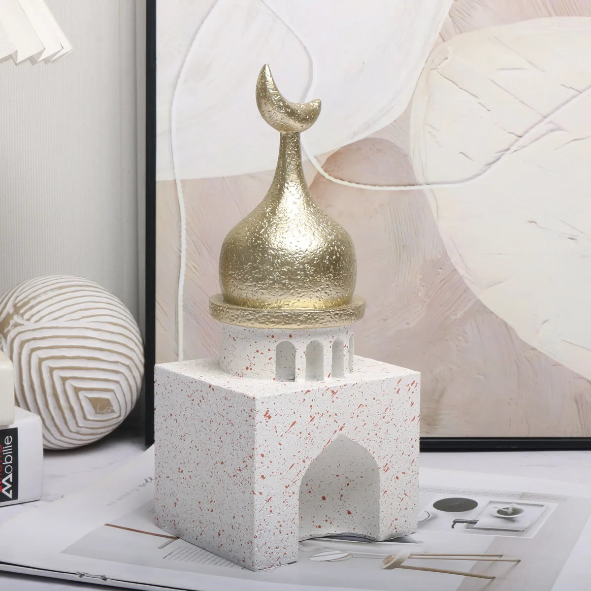 1pc Middle Eastern Style Resin Statue Decor, Indoor Ornament for Living Room, Multi-Room Compatible, No Power Required